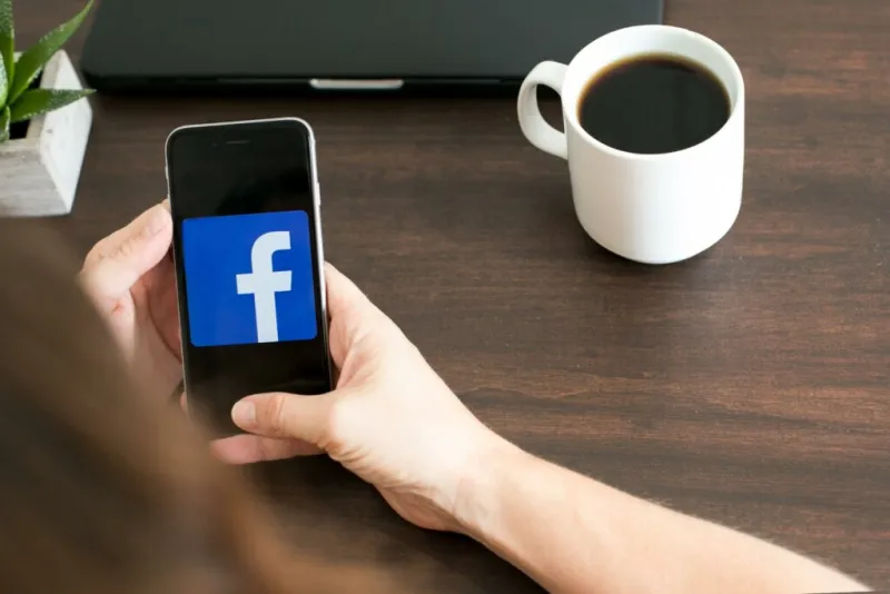 Facebook e Shopify per vendere online: due strumenti di successo per l'eCommerce